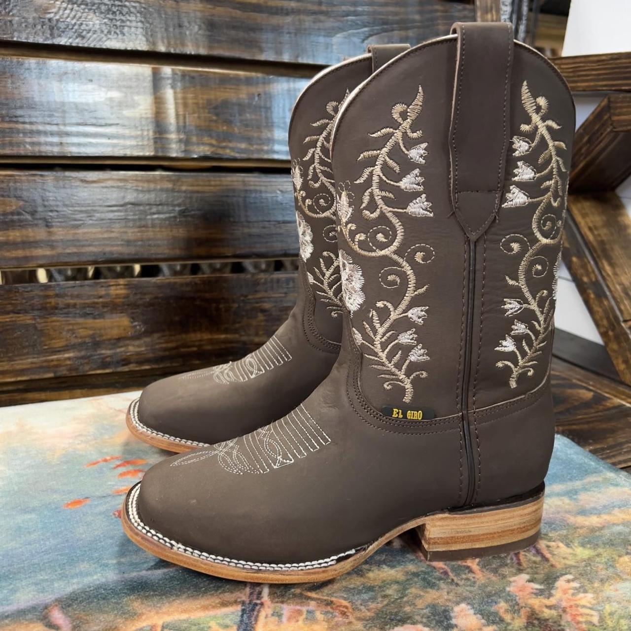 The Isabel boots