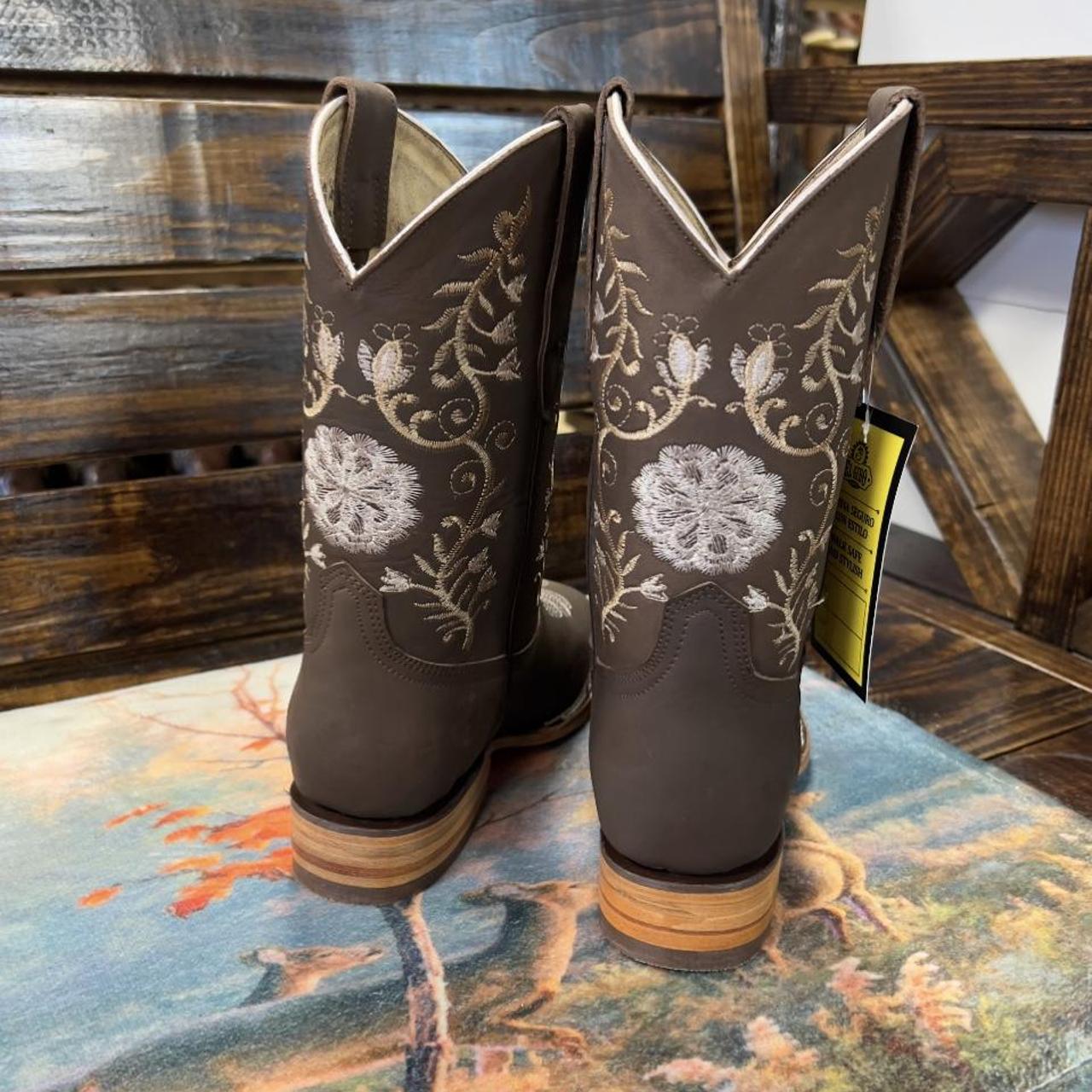 The Isabel boots