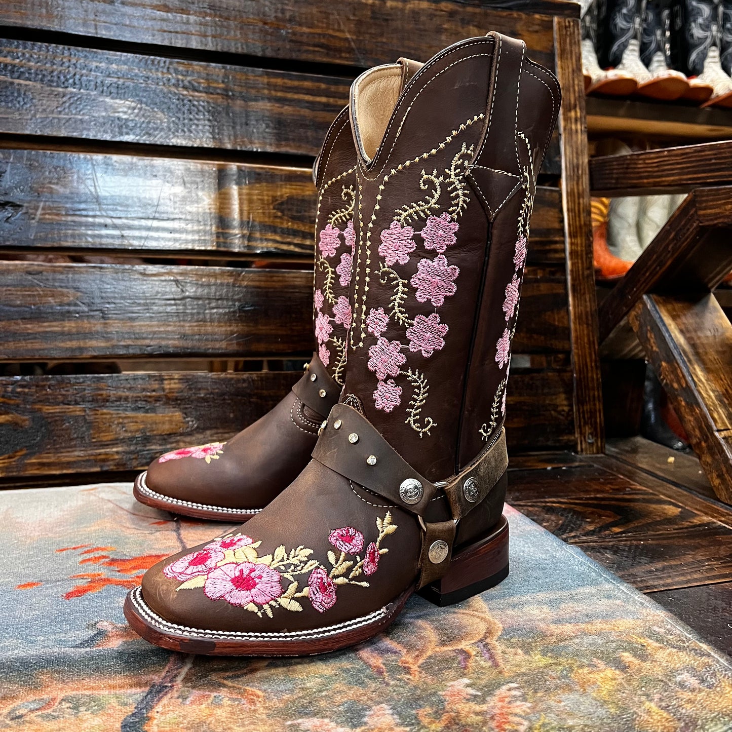 The Rosario boots