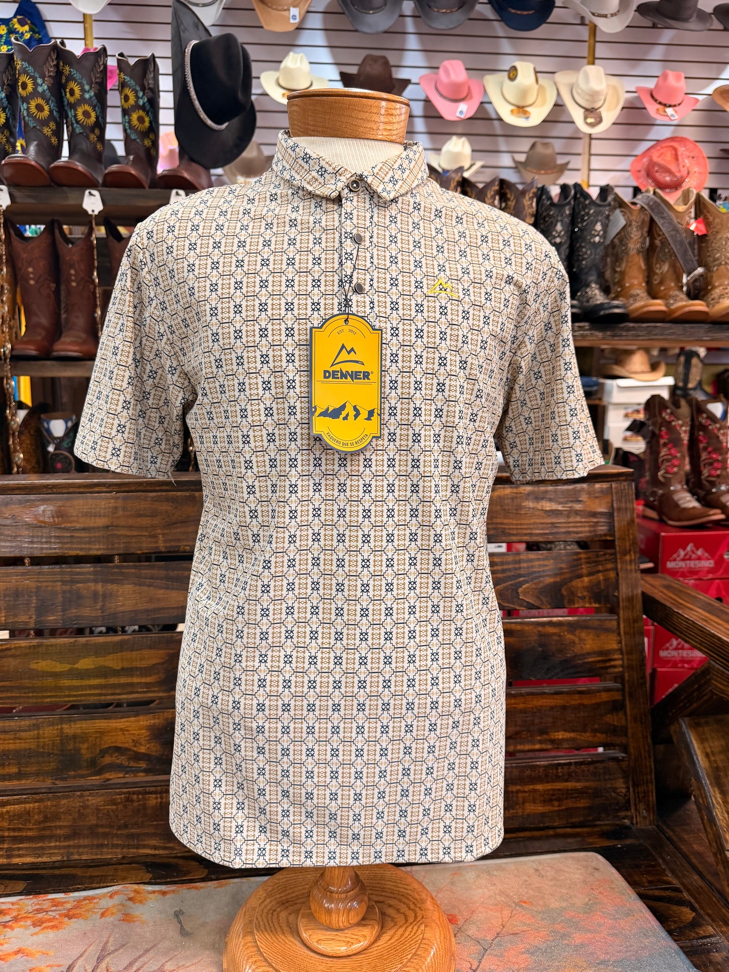 Men’s Mountain-Print Performance Polo (Pattern)