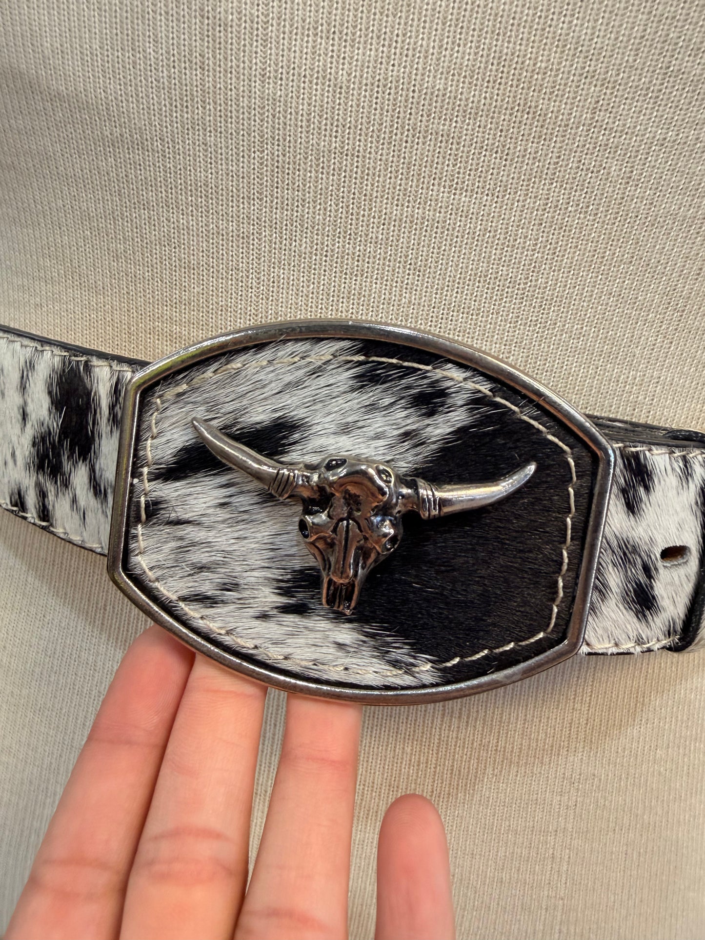Cowhide Western Belt with Metal Buckle