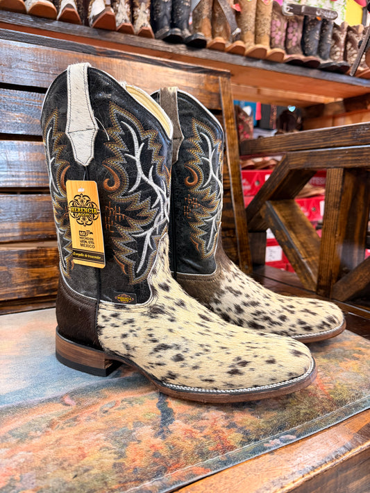 Men’s Cowhide Embroidered Western Boots size 9