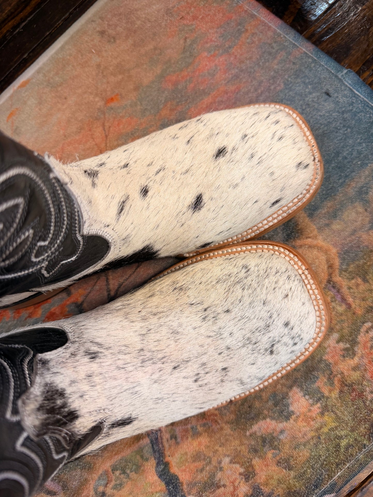 Men’s Cowhide Embroidered Western Boots Size 7