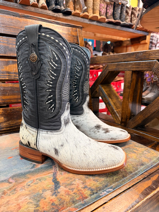 Men’s Cowhide Embroidered Western Boots Size 8